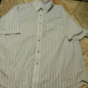 Van Heusen mens button down shirt